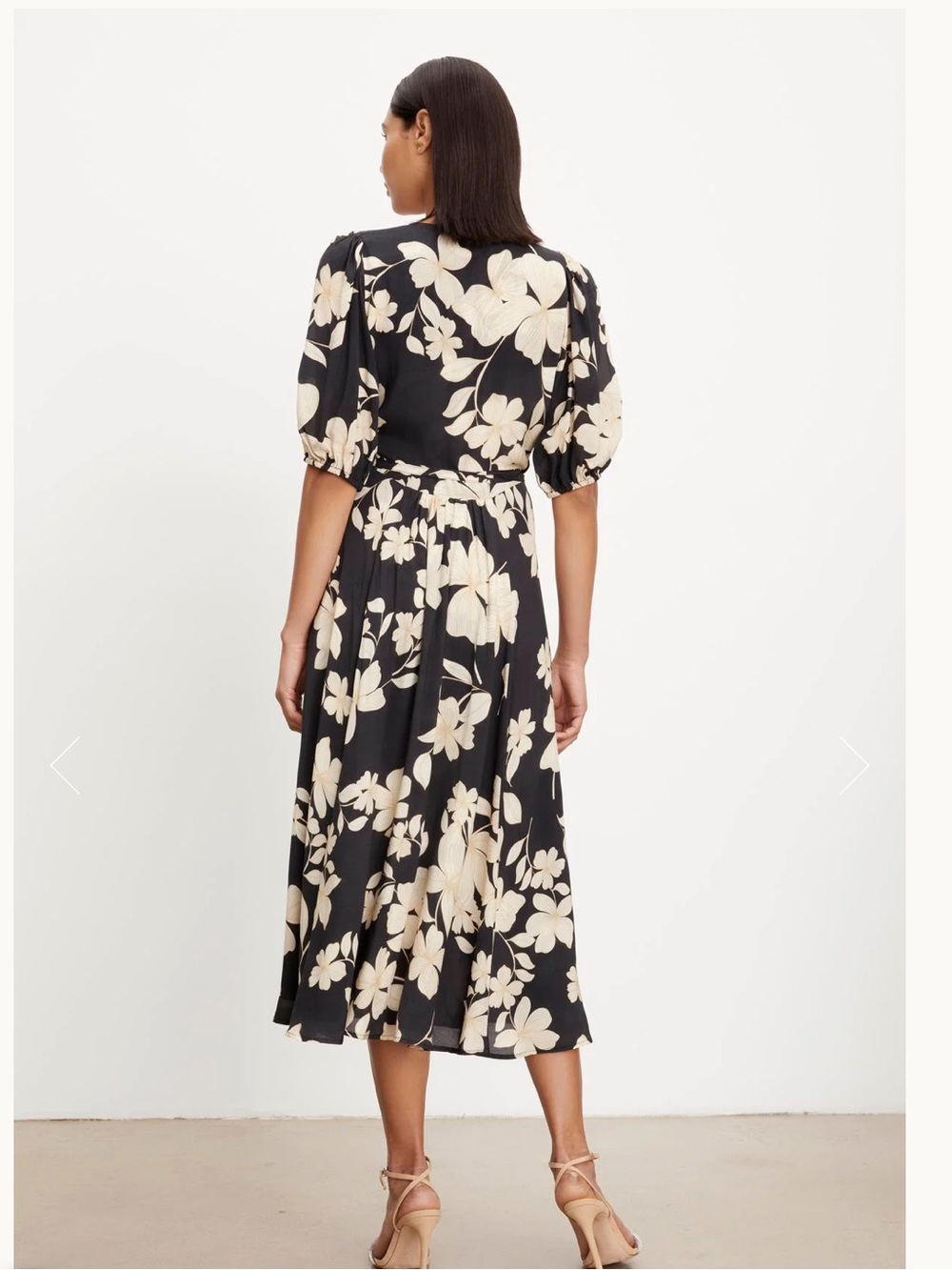 Velvet by Graham and Spencer Floral Wrap Dress Size S - Picture 2 of 8